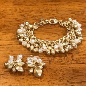Matching Gold Bracelet and Earring Set